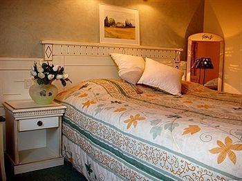 Hotel Palais Des Fleurs Restaurant La Cremaillere 3*